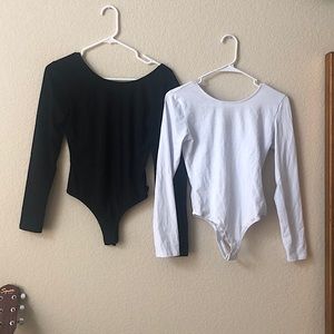 NWOT Set of 2 long sleeve bodysuits